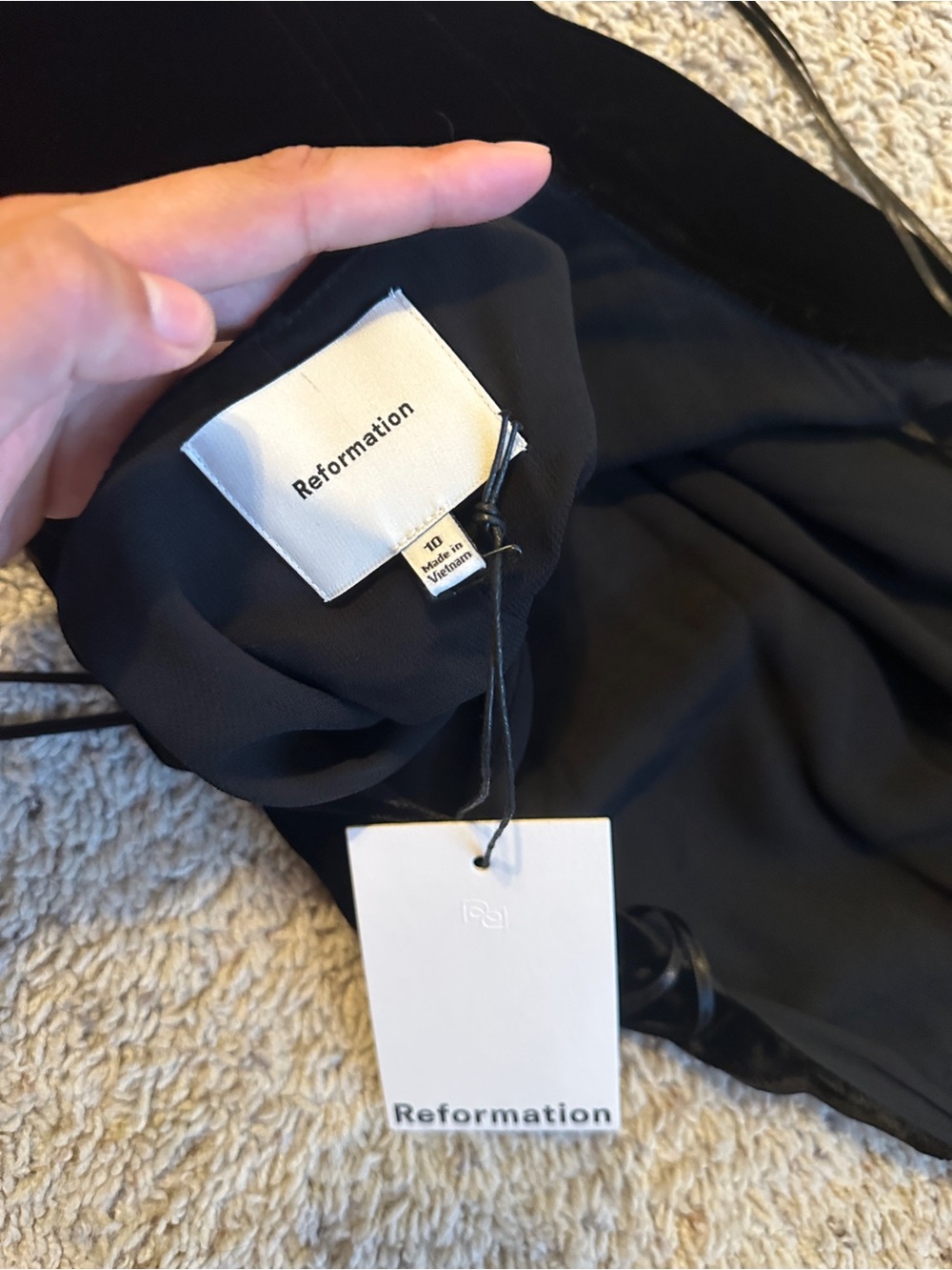 NWT Reformation Avielle Black Velvet Halter Mini Dress - Picture 6 of 11
